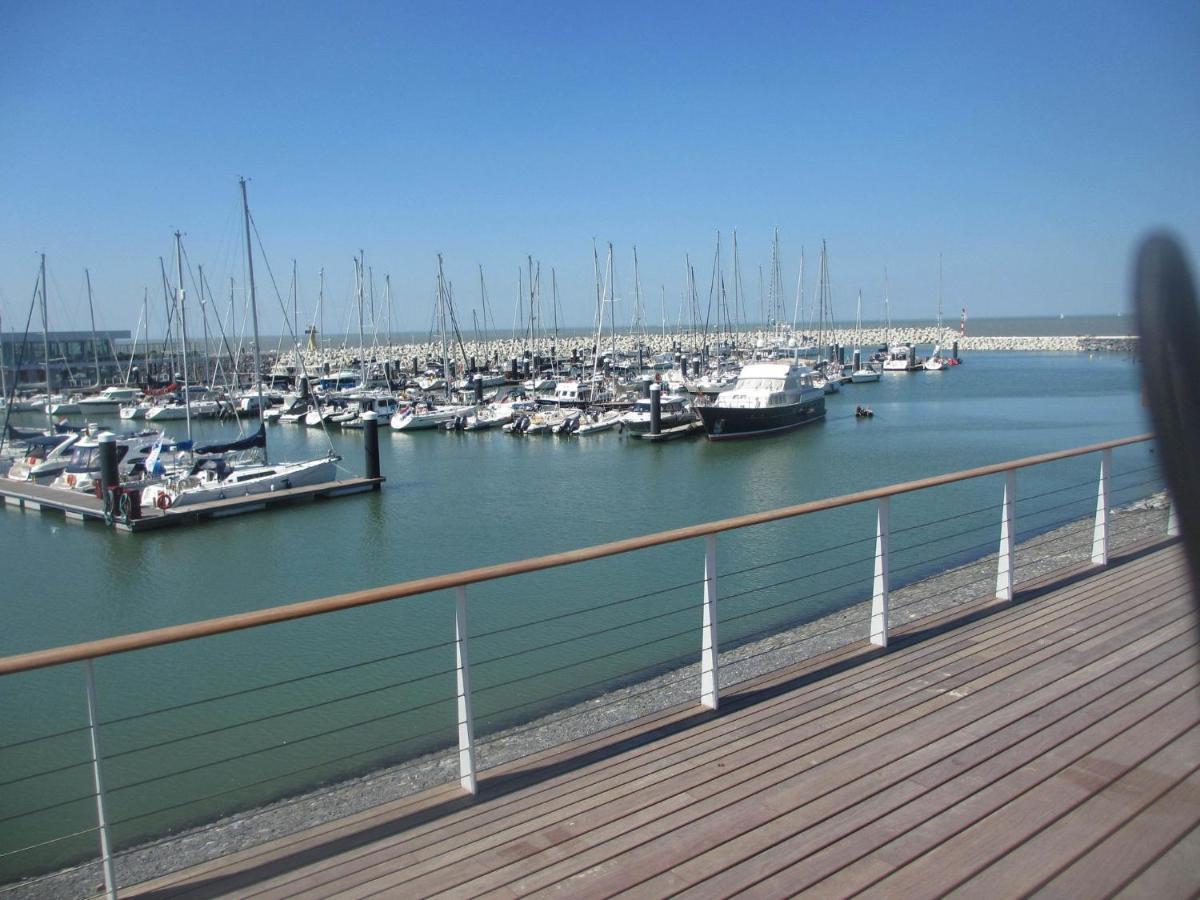 Beautiful And Spacious Villa With A Panoramic View Near The Beach Of Cadzand Eksteriør bilde