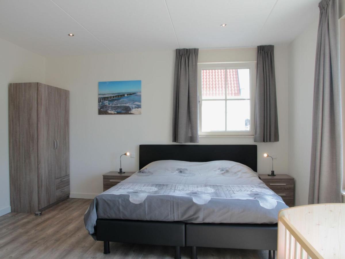 Beautiful And Spacious Villa With A Panoramic View Near The Beach Of Cadzand Eksteriør bilde